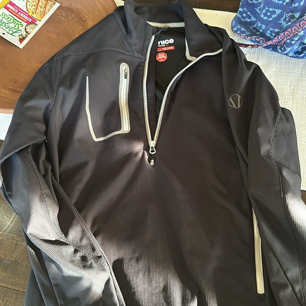 Sunice Jacket - image 3